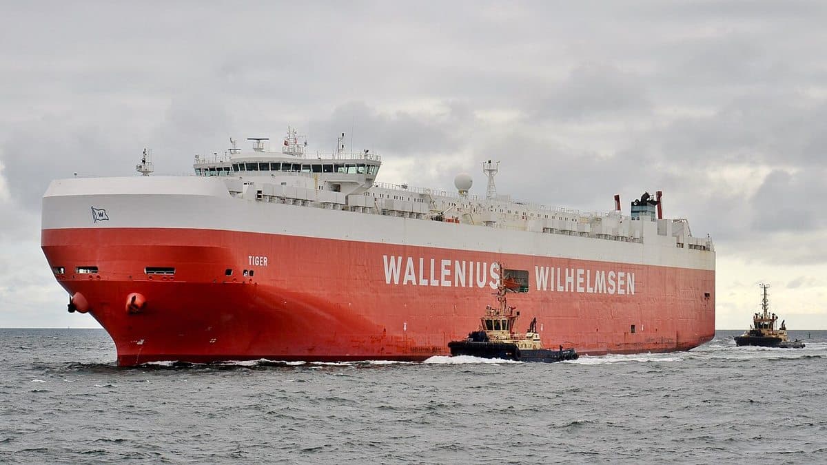 Wallenius Wilhelmsen Logistics car carrier Tiger entering the inner harbour of the Port of Fremantle, Western Australia, at the conclusion of a voyage from Durban.  Next destinatio