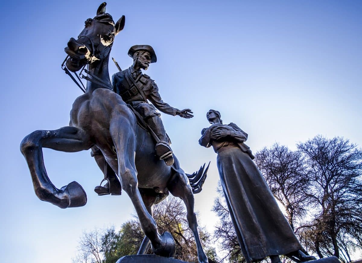 Memorial statue that can be found within the Women's Memorial area